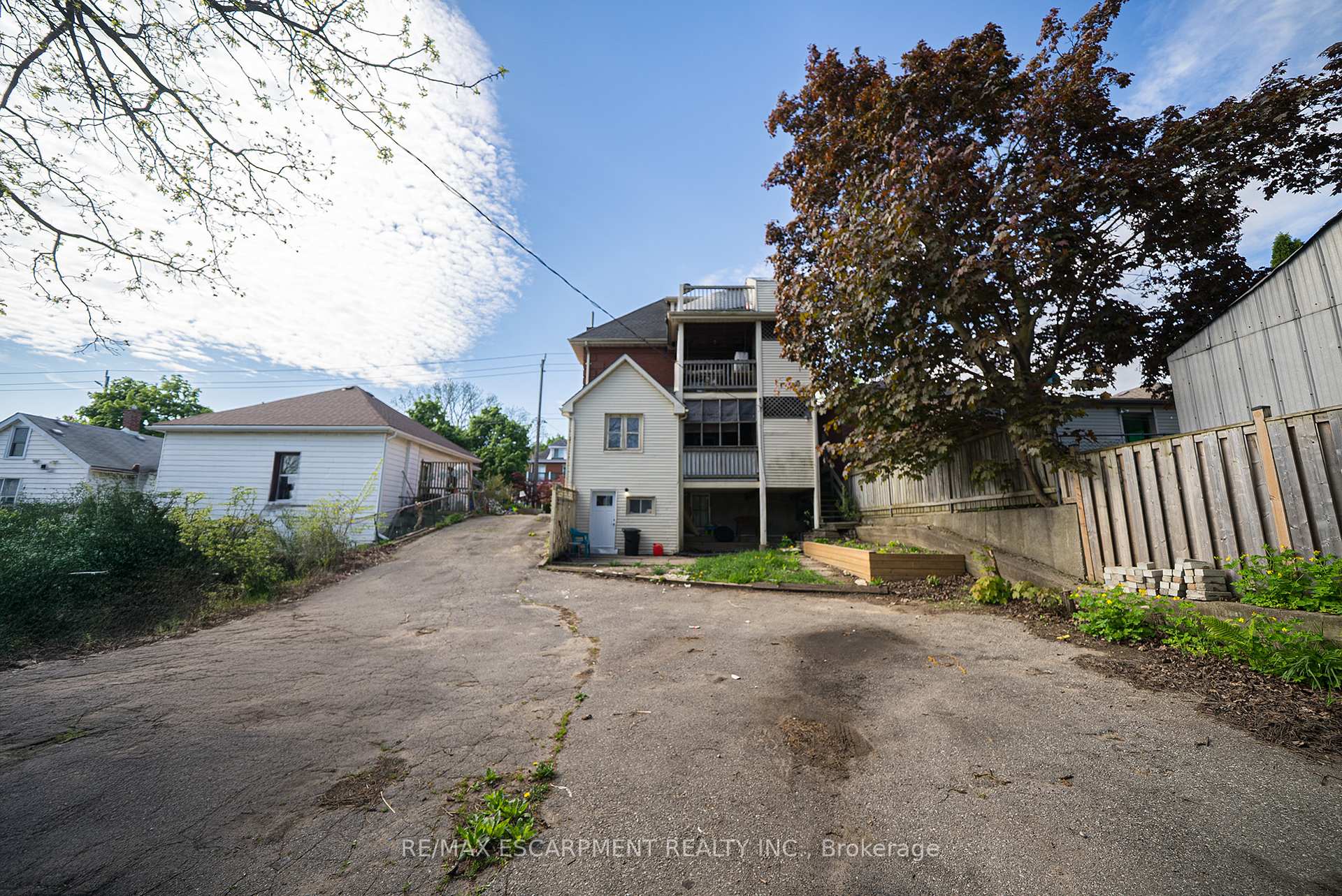 Photo 32 of 294 Darling Street, Brantford, East Ward — HOMEH