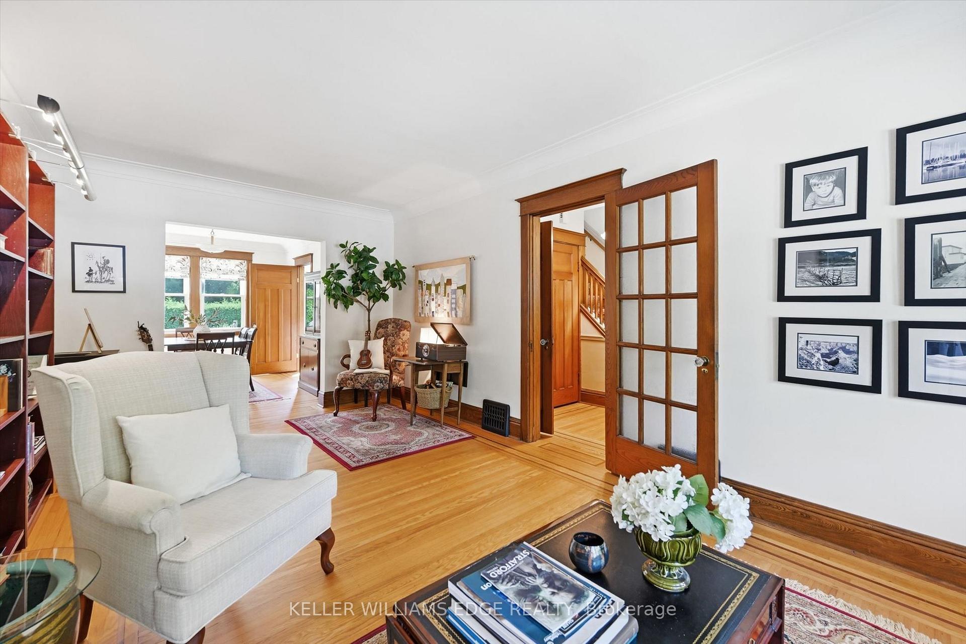 Photo 8 of 191 London Street S, Hamilton, Delta — HOMEH