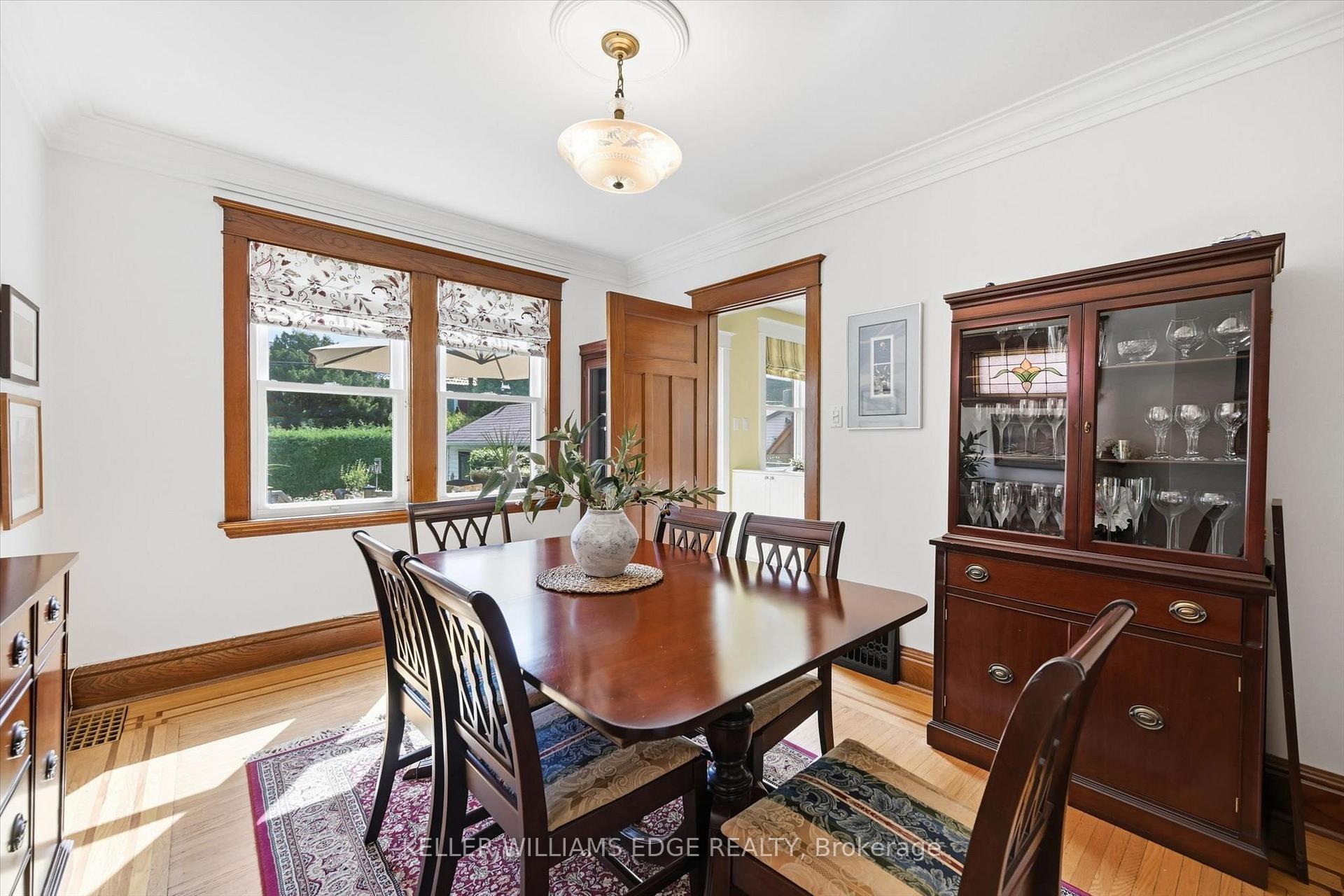 Photo 11 of 191 London Street S, Hamilton, Delta — HOMEH