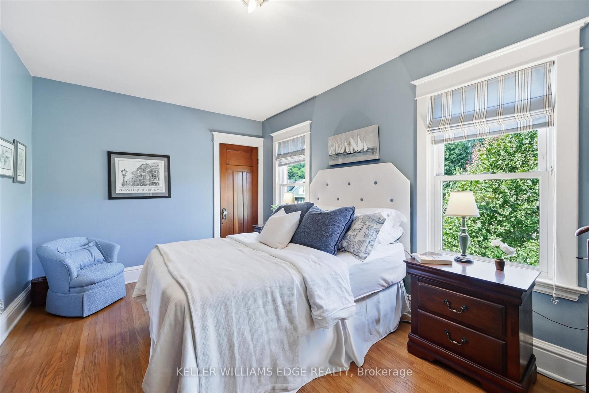 Photo 21 of 191 London Street S, Hamilton, Delta — HOMEH