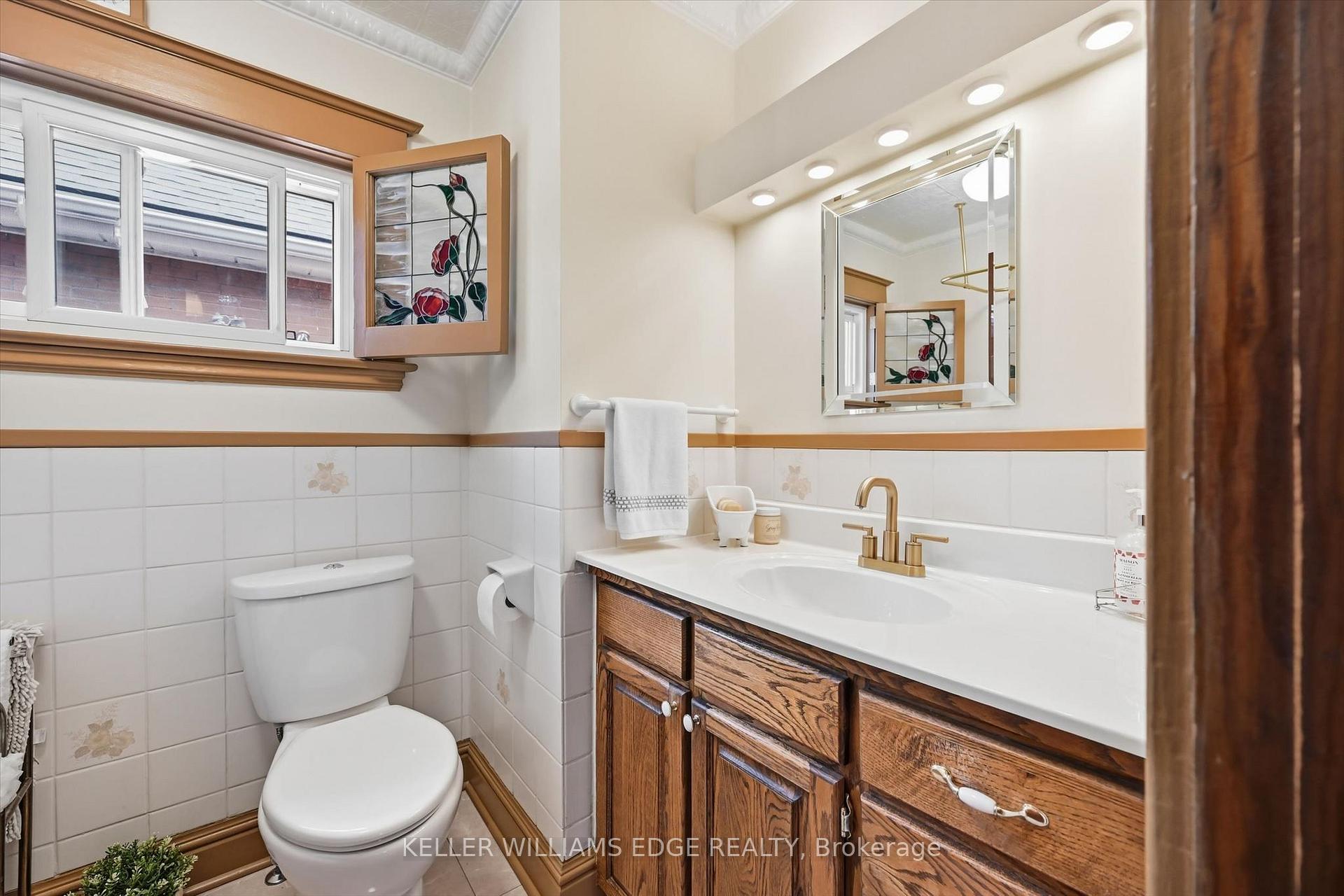 Photo 27 of 191 London Street S, Hamilton, Delta — HOMEH