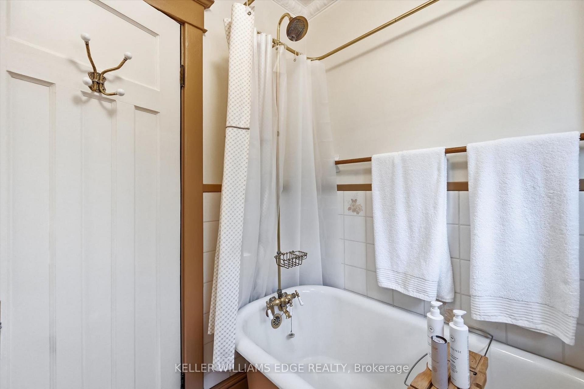 Photo 28 of 191 London Street S, Hamilton, Delta — HOMEH