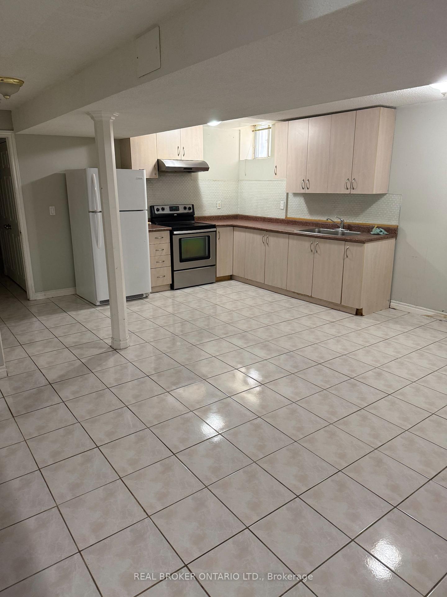 Photo 3 of Unit Basement, 205 La Rocca Avenue, Vaughan, Vellore Village — HOMEH