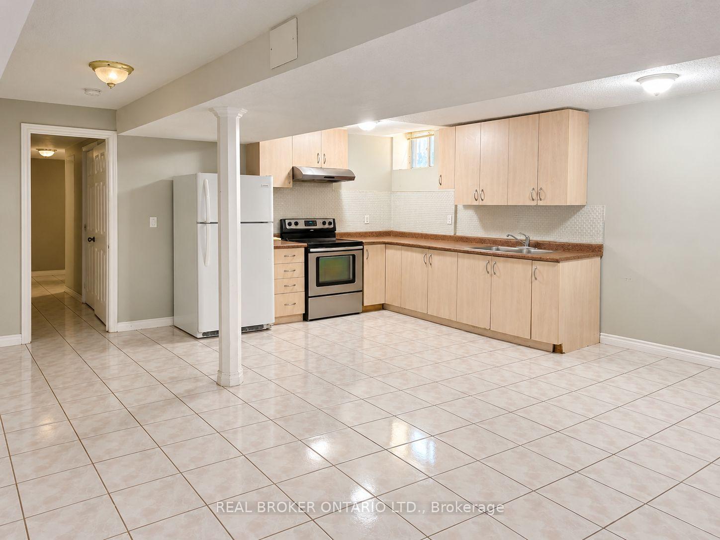 Photo 4 of Unit Basement, 205 La Rocca Avenue, Vaughan, Vellore Village — HOMEH