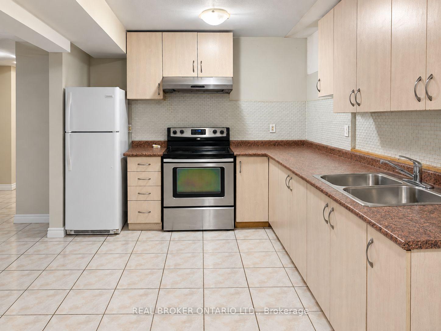 Photo 6 of Unit Basement, 205 La Rocca Avenue, Vaughan, Vellore Village — HOMEH