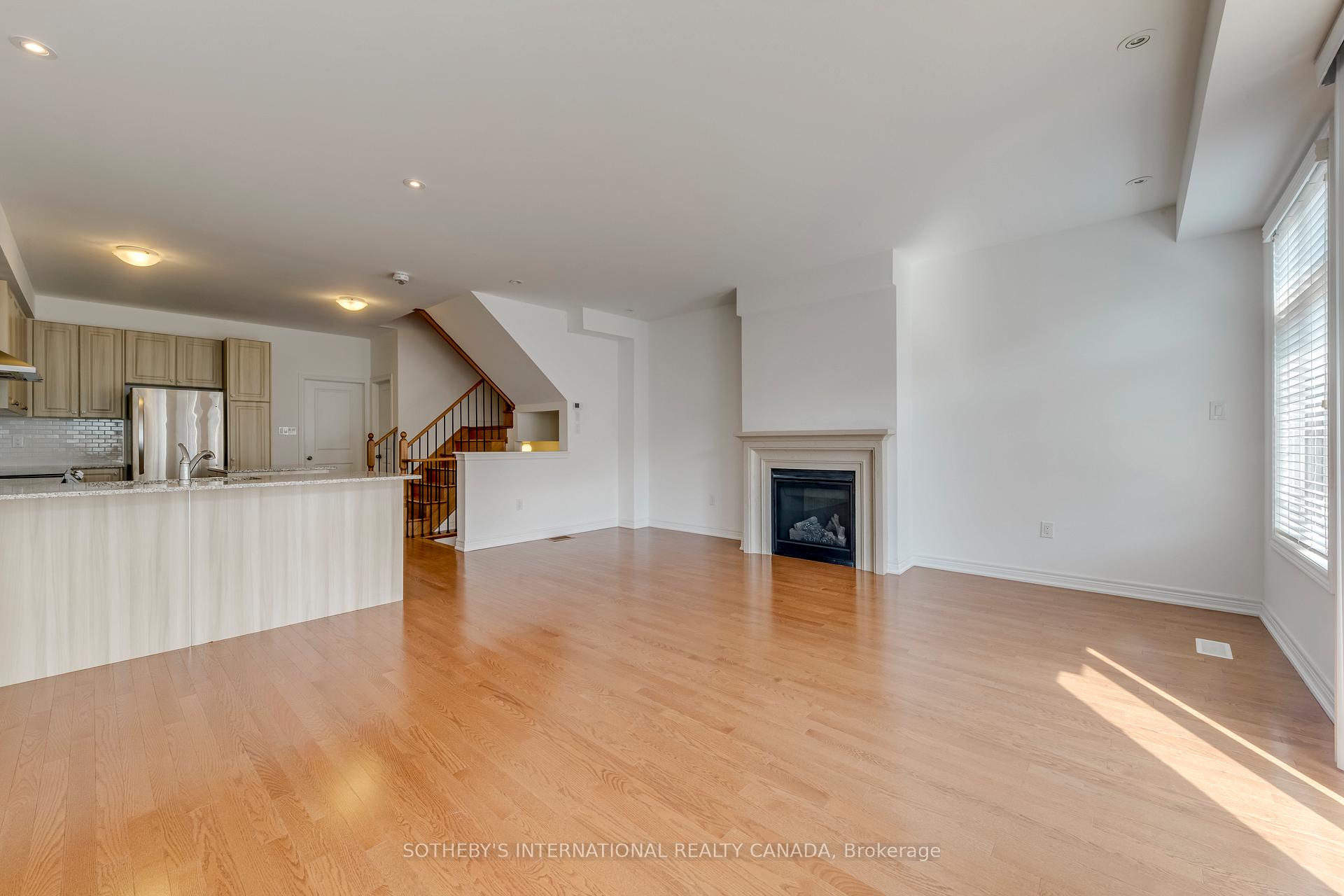 Photo 19 of 2289 Khalsa Gate, Oakville, Westmount — HOMEH