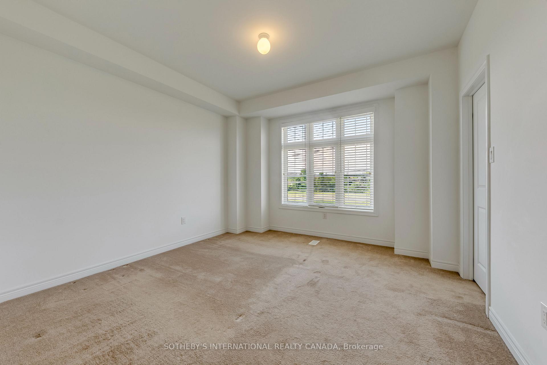 Photo 31 of 2289 Khalsa Gate, Oakville, Westmount — HOMEH