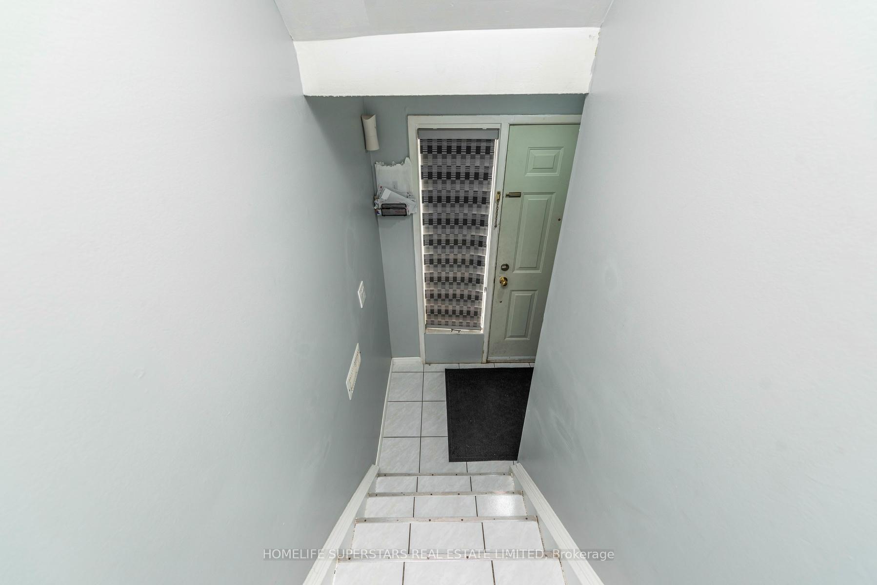 Photo 6 of Unit 50, 7475 Goreway Drive, Mississauga, Malton — HOMEH