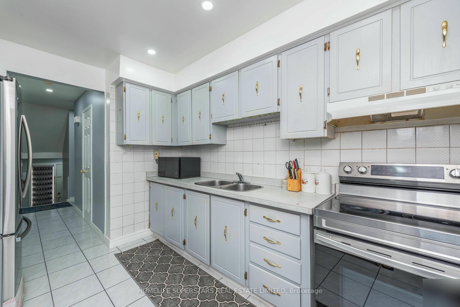 Photo 15 of Unit 50, 7475 Goreway Drive, Mississauga, Malton — HOMEH