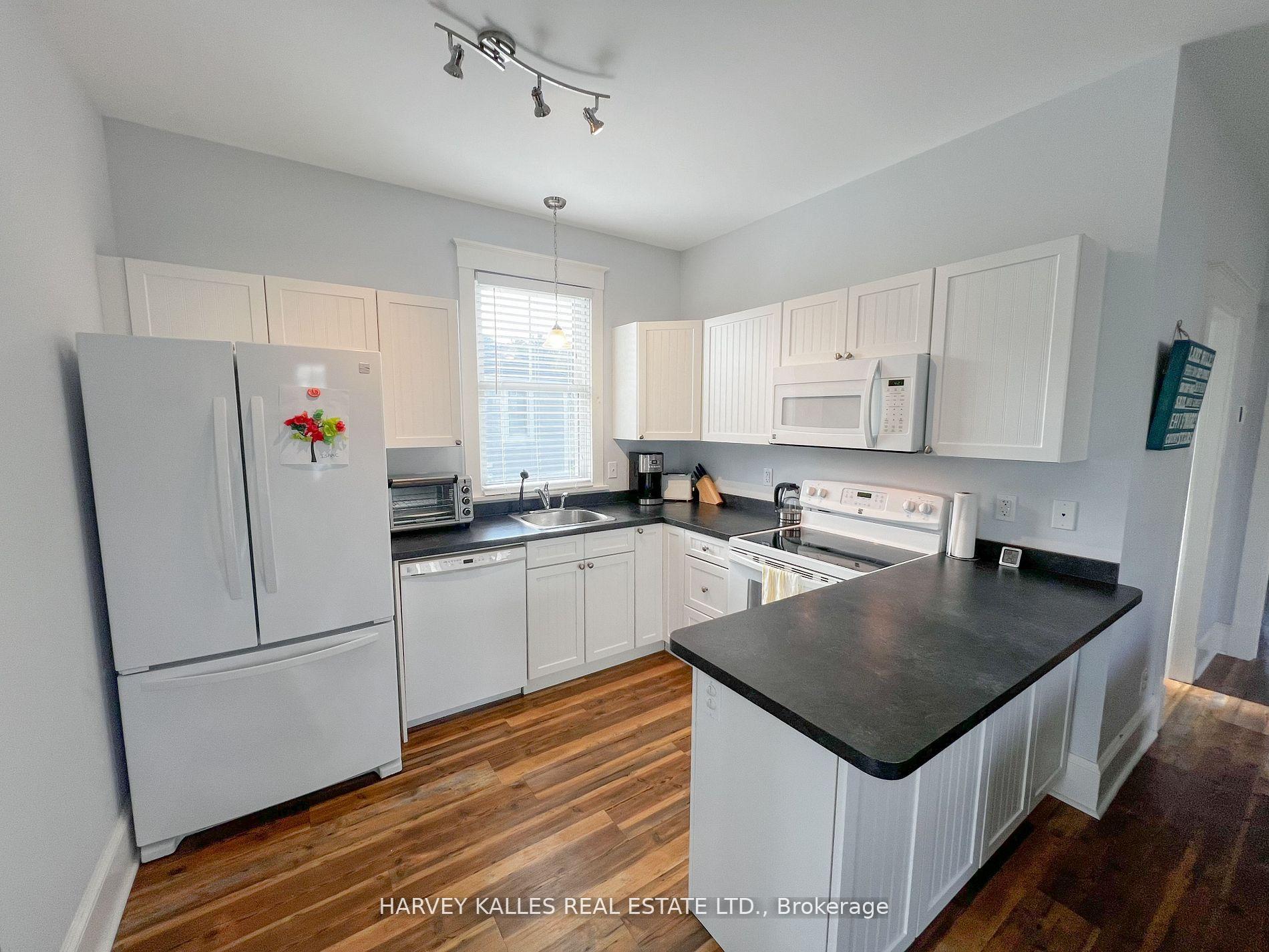 Photo 8 of 24 Butternut Lane, Prince Edward County, Athol Ward — HOMEH