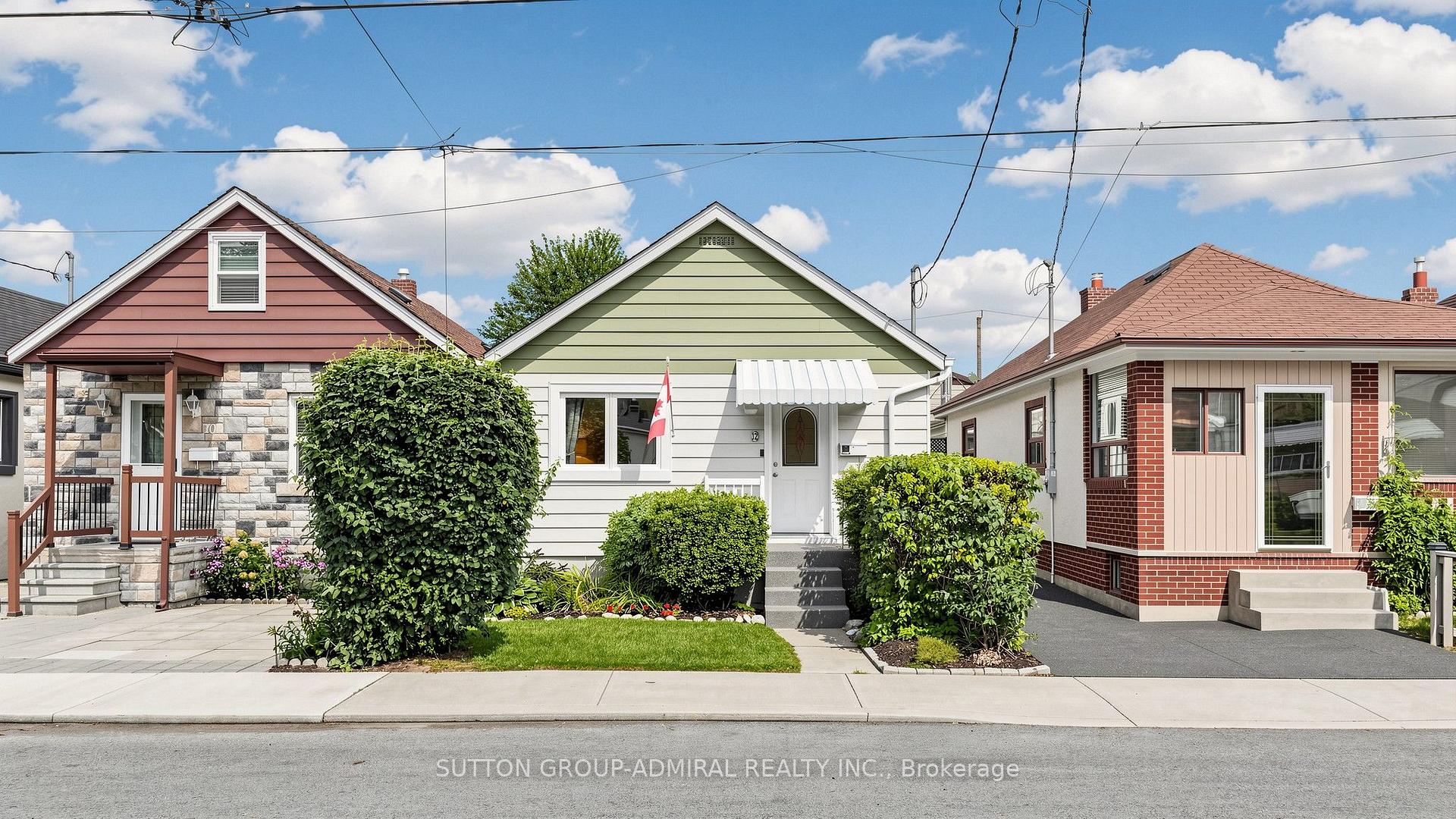 Photo 1 of 12 Laxis Avenue, North York, Mount Dennis — HOMEH