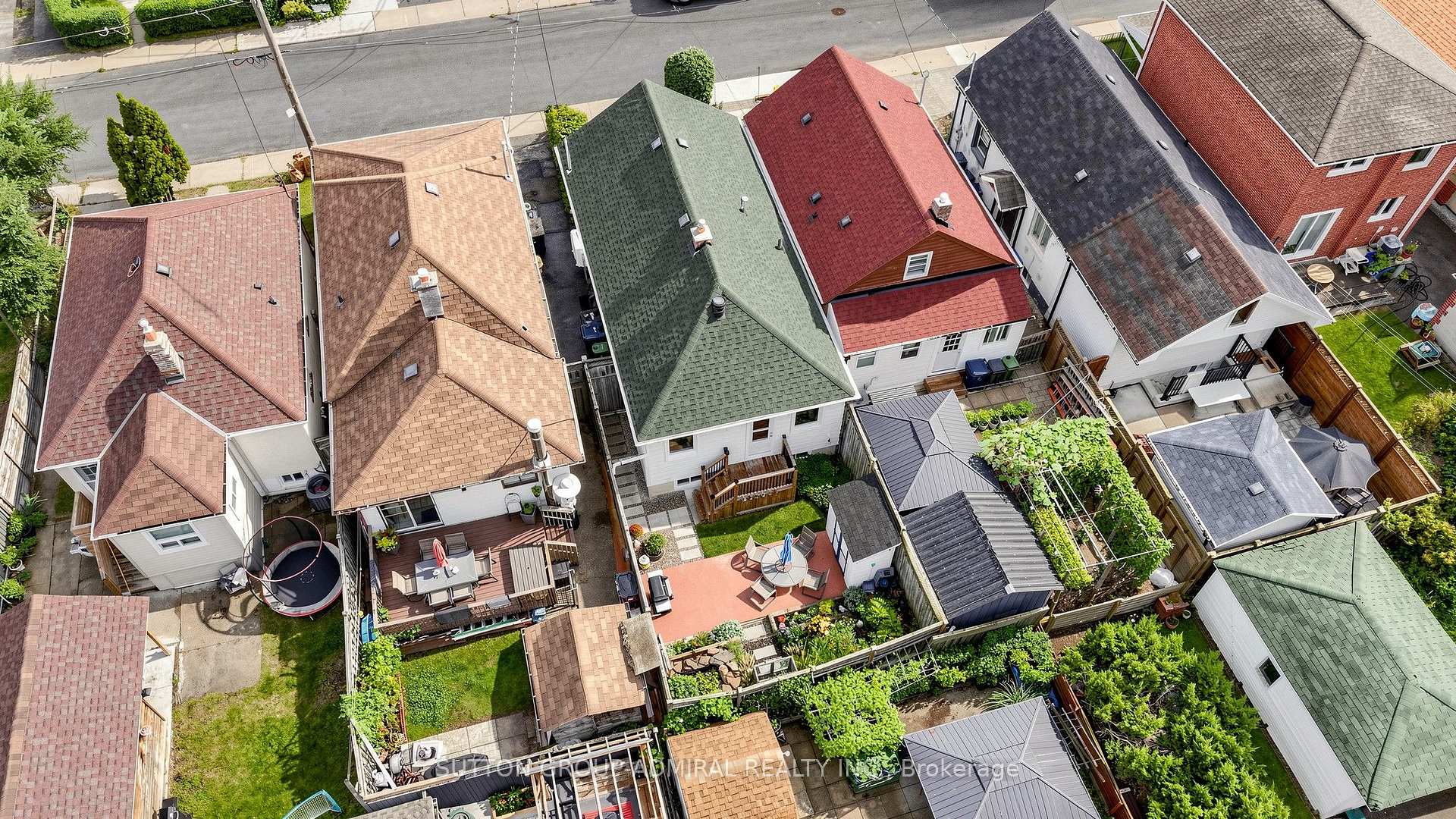 Photo 37 of 12 Laxis Avenue, North York, Mount Dennis — HOMEH
