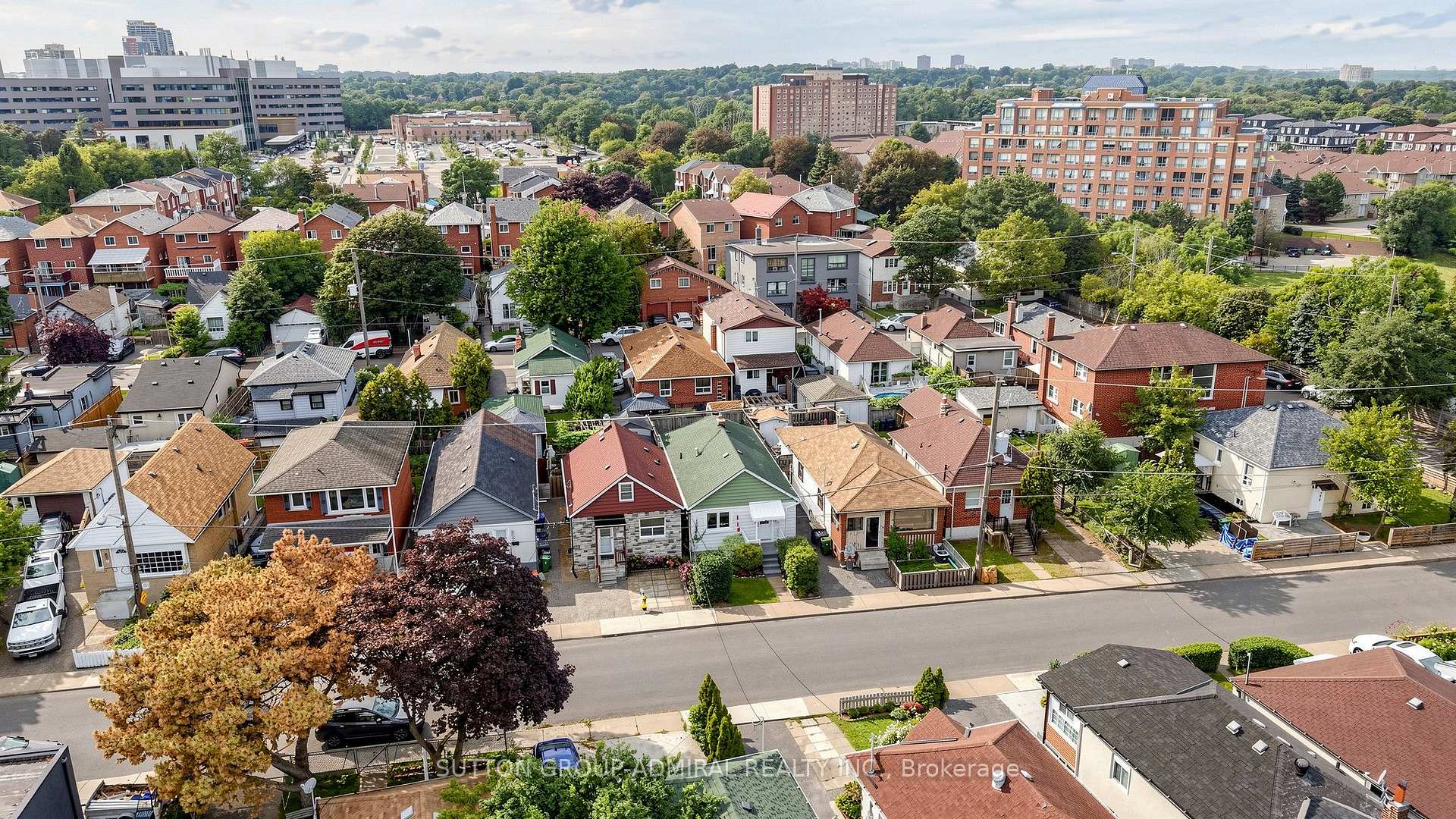 Photo 41 of 12 Laxis Avenue, North York, Mount Dennis — HOMEH