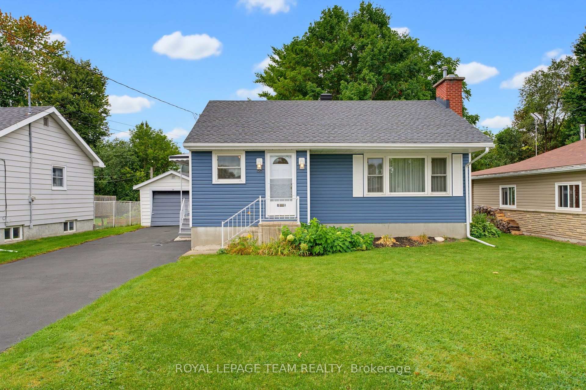 Photo 1 of 28 Catherine Street, Smiths Falls, Smiths Falls — HOMEH