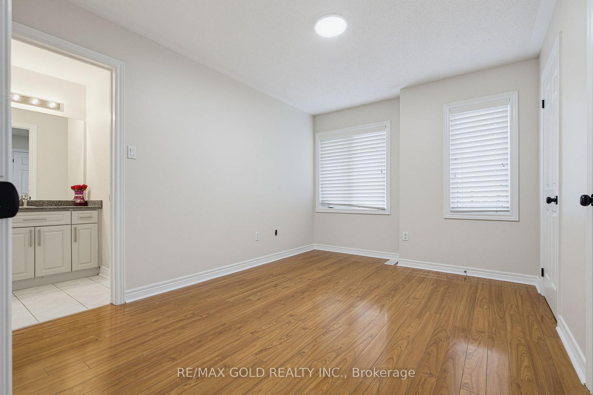 Photo 16 of 75 Watsonbrook Drive, Brampton, Sandringham-Wellington — HOMEH