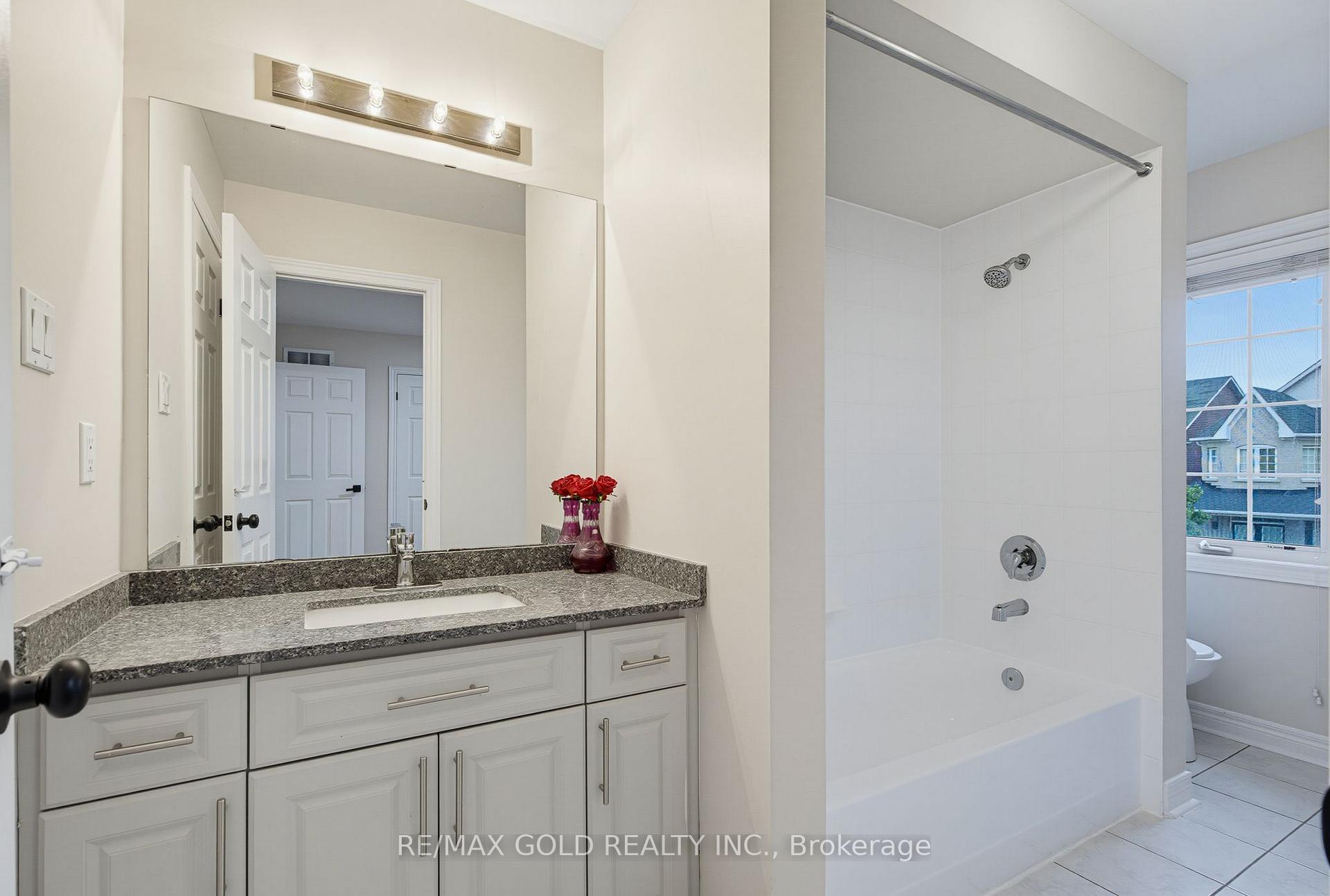 Photo 18 of 75 Watsonbrook Drive, Brampton, Sandringham-Wellington — HOMEH