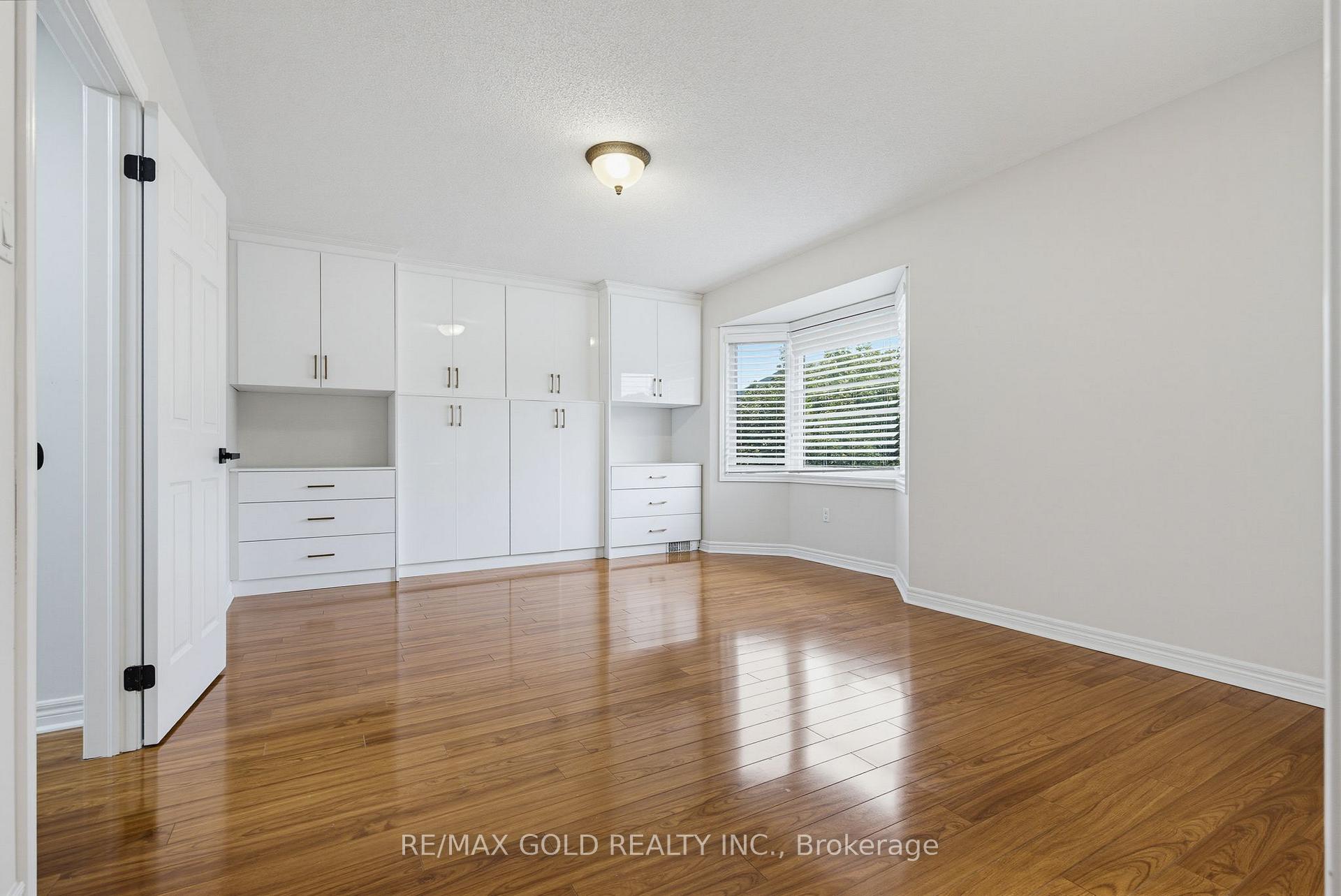 Photo 22 of 75 Watsonbrook Drive, Brampton, Sandringham-Wellington — HOMEH