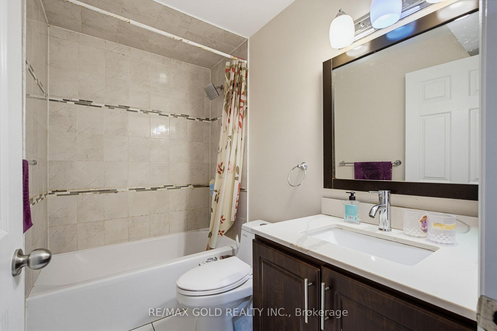 Photo 34 of 75 Watsonbrook Drive, Brampton, Sandringham-Wellington — HOMEH