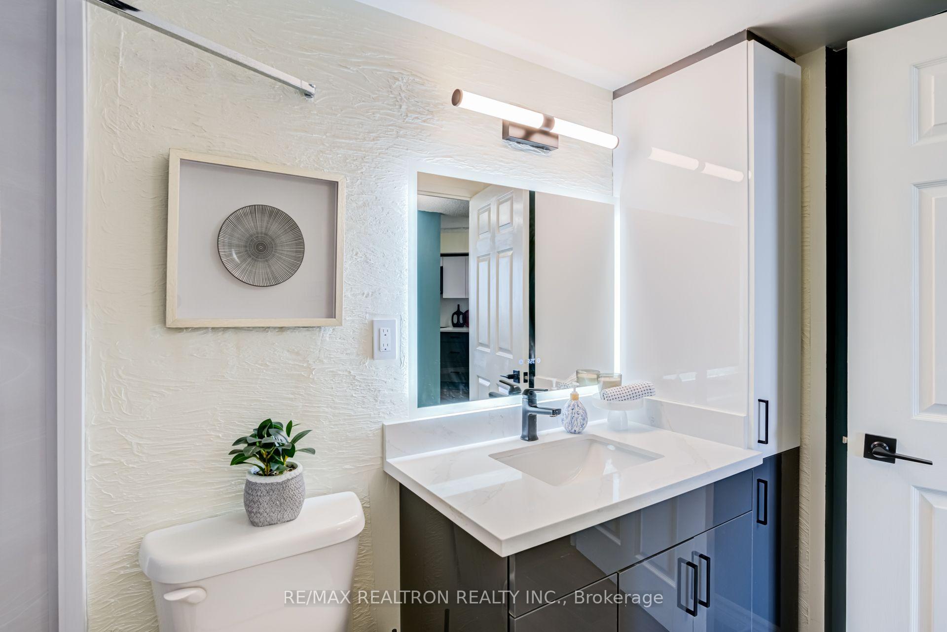 Photo 32 of Unit 1717, 4725 Sheppard Avenue E, Scarborough, Agincourt South-Malvern West — HOMEH