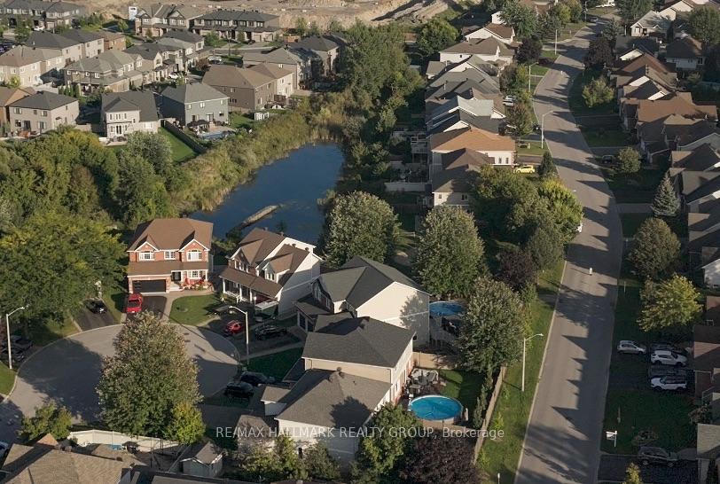 Photo 4 of 95 Lloydalex Crescent, Ottawa, Stittsville (North) — HOMEH
