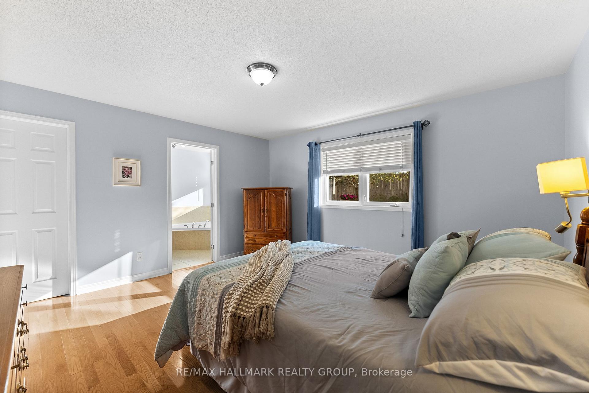 Photo 18 of 95 Lloydalex Crescent, Ottawa, Stittsville (North) — HOMEH