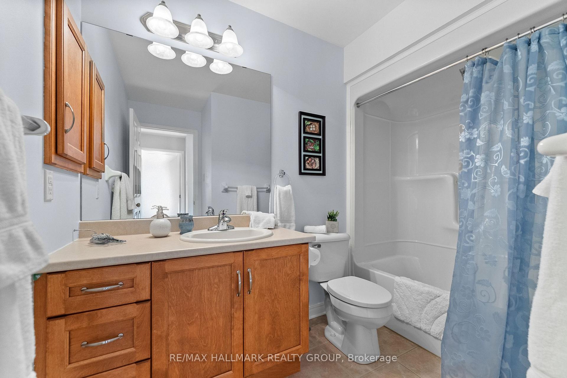 Photo 23 of 95 Lloydalex Crescent, Ottawa, Stittsville (North) — HOMEH