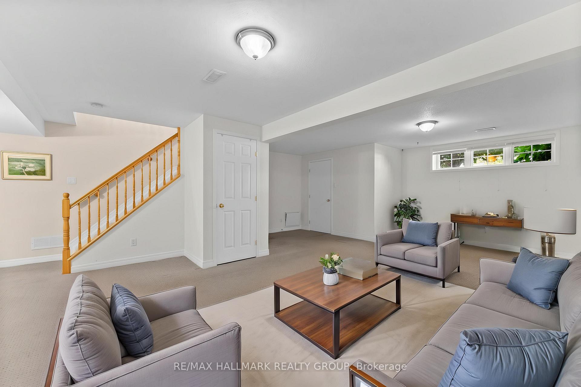 Photo 30 of 95 Lloydalex Crescent, Ottawa, Stittsville (North) — HOMEH