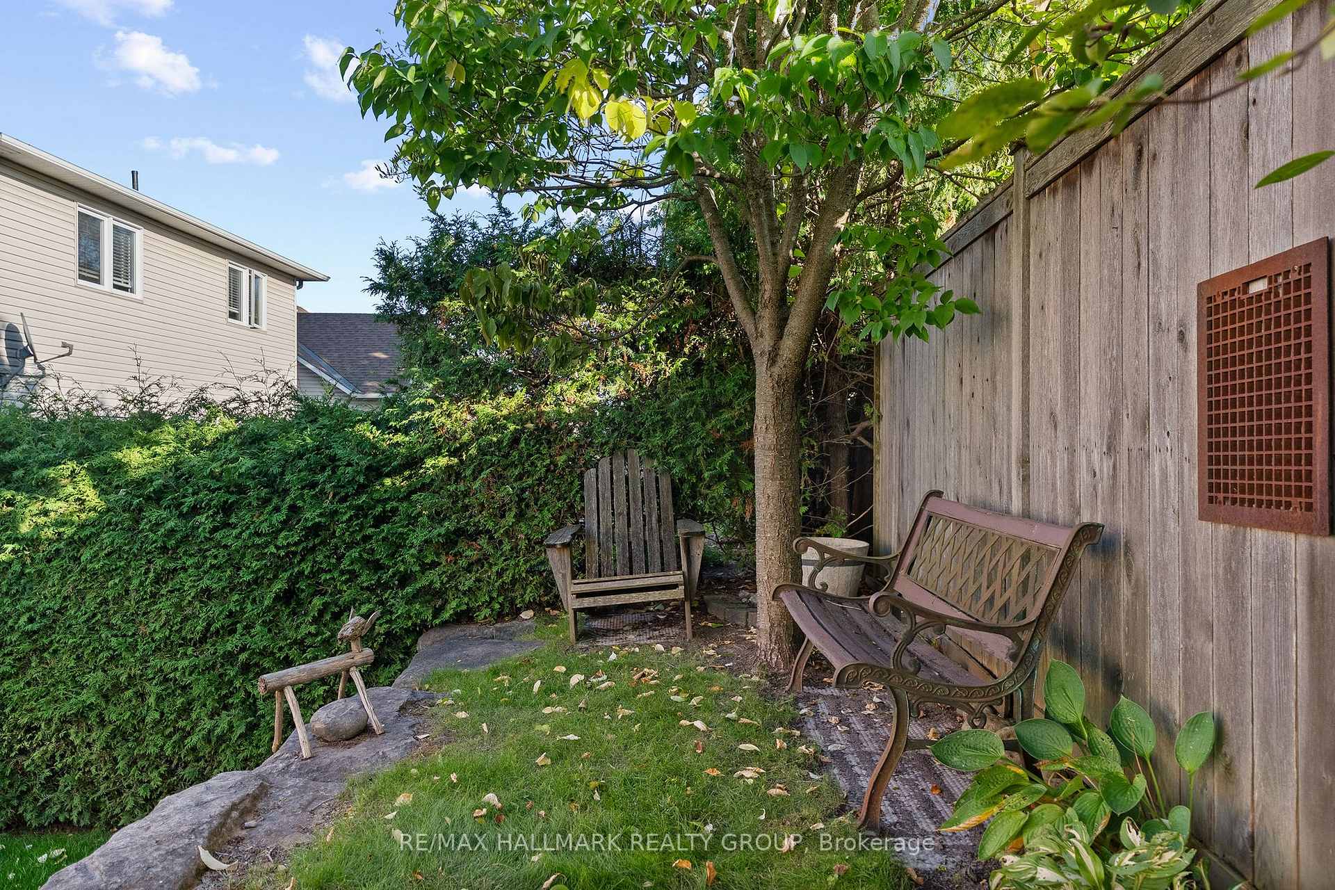 Photo 36 of 95 Lloydalex Crescent, Ottawa, Stittsville (North) — HOMEH