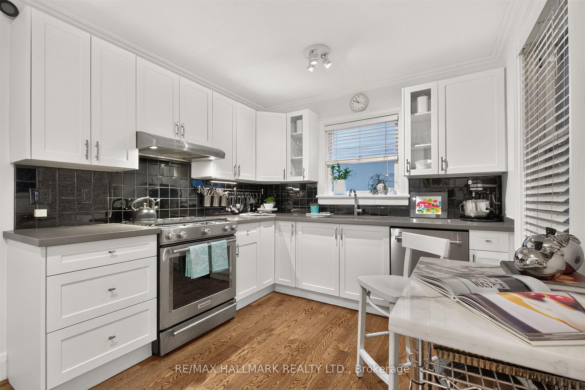 Photo 14 of 337 Balliol Street, Toronto, Mount Pleasant East — HOMEH