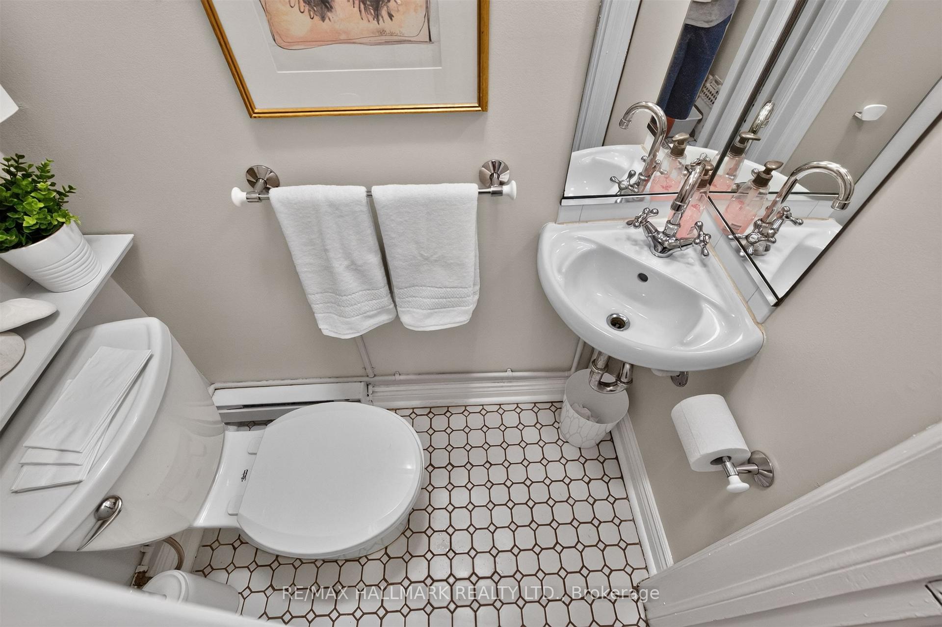 Photo 20 of 337 Balliol Street, Toronto, Mount Pleasant East — HOMEH
