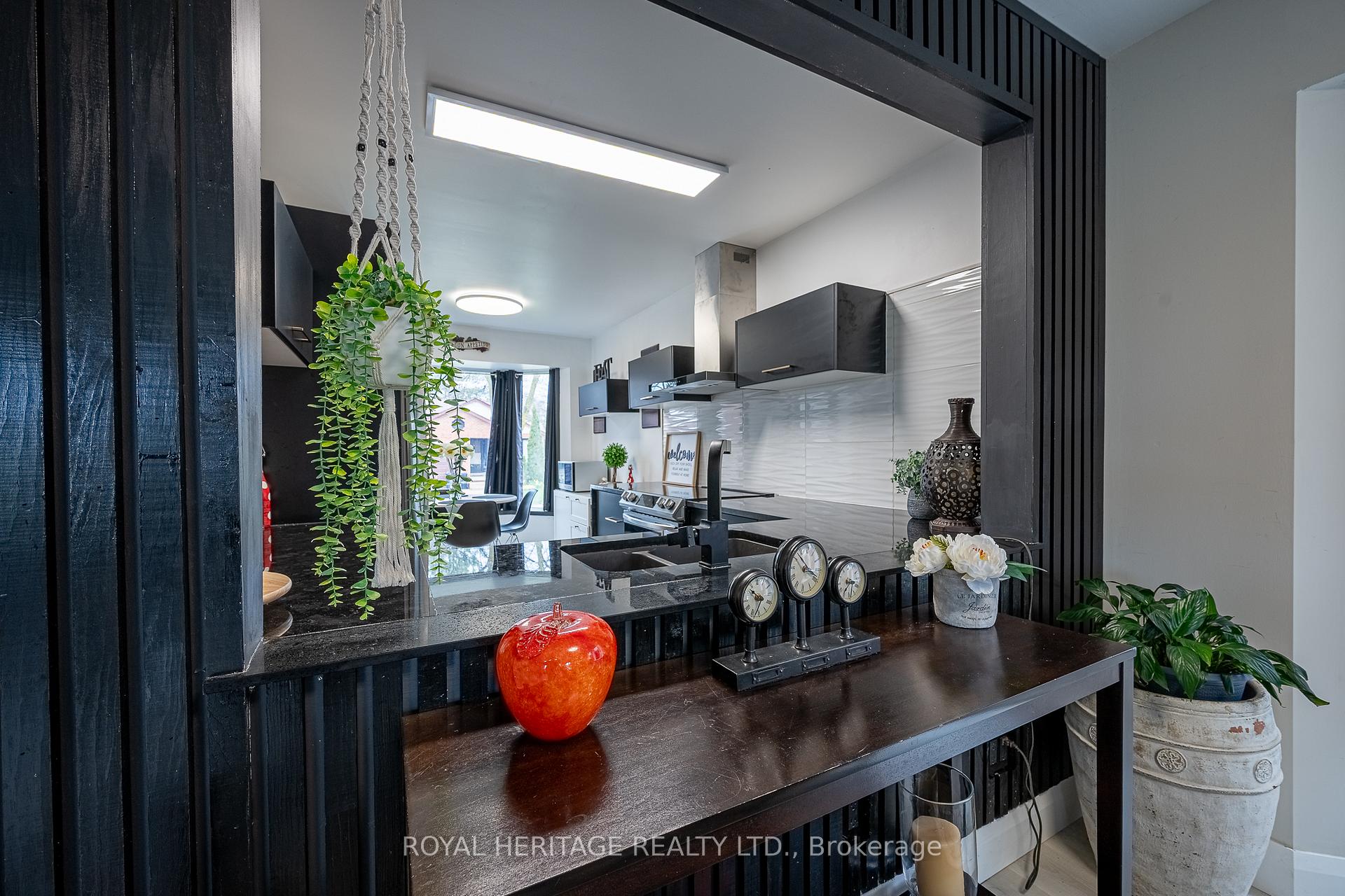 Photo 7 of Unit 26, 84 Green Briar Road, New Tecumseth, Alliston — HOMEH