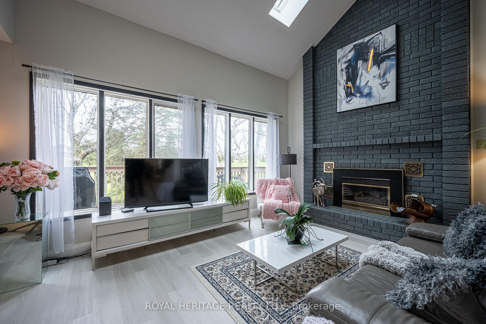 Photo 11 of Unit 26, 84 Green Briar Road, New Tecumseth, Alliston — HOMEH