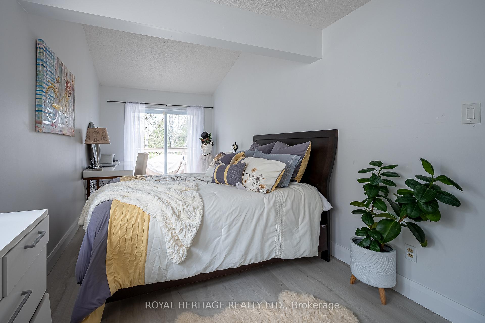 Photo 20 of Unit 26, 84 Green Briar Road, New Tecumseth, Alliston — HOMEH