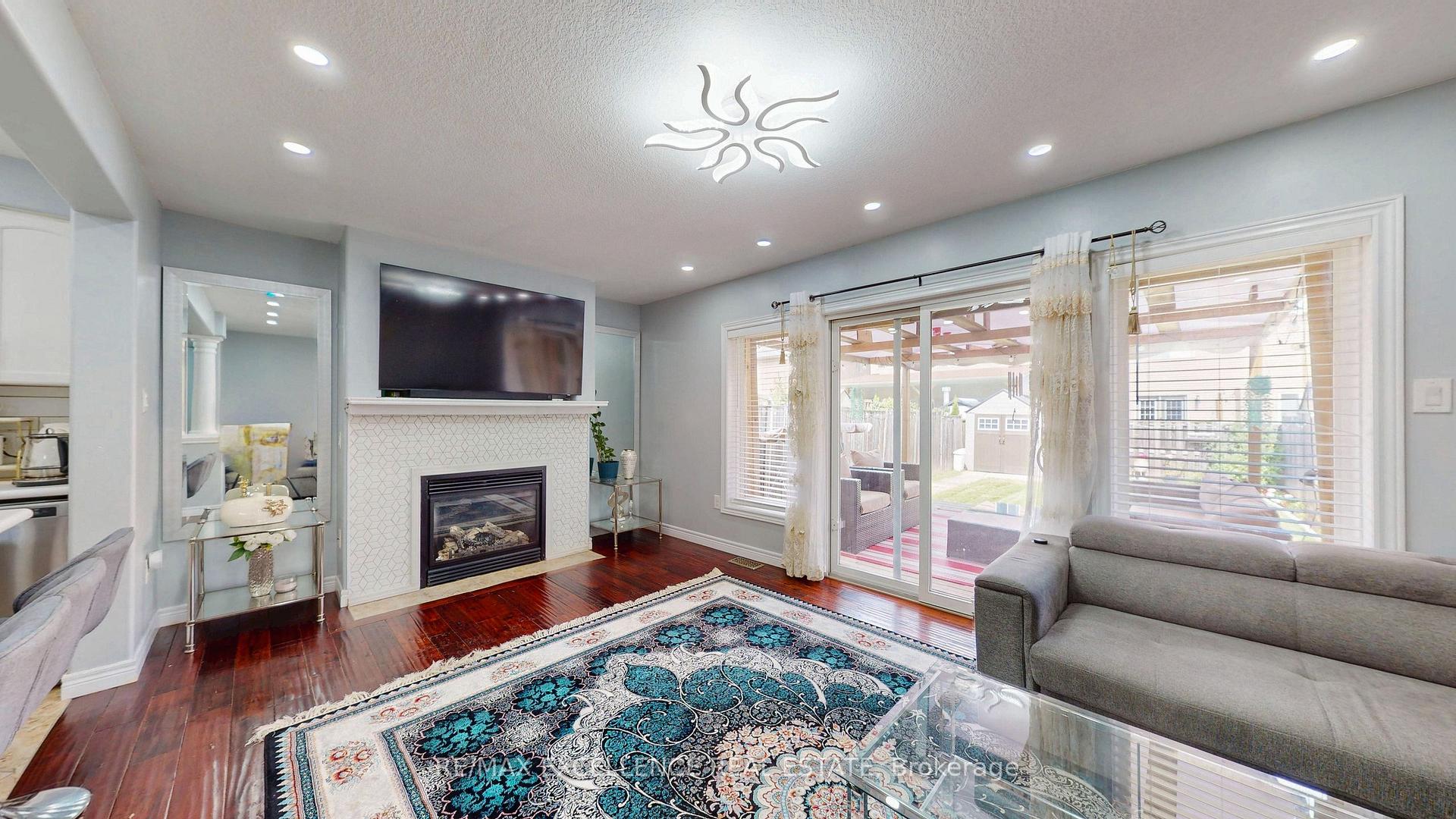 Photo 6 of 4875 Adam Court, Lincoln, Beamsville — HOMEH