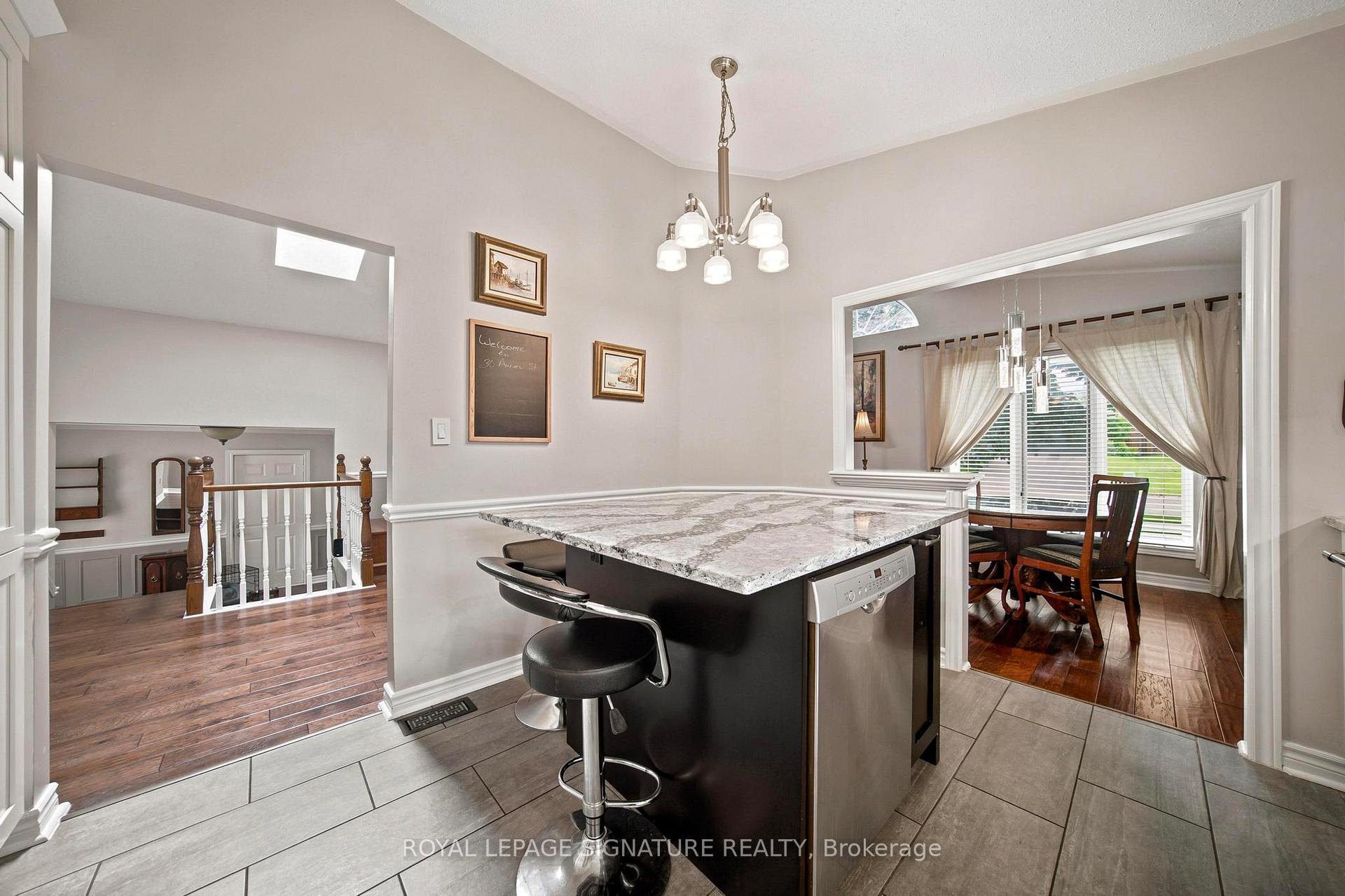 Photo 11 of 30 Andrew Street, Brant, South Dumfries — HOMEH