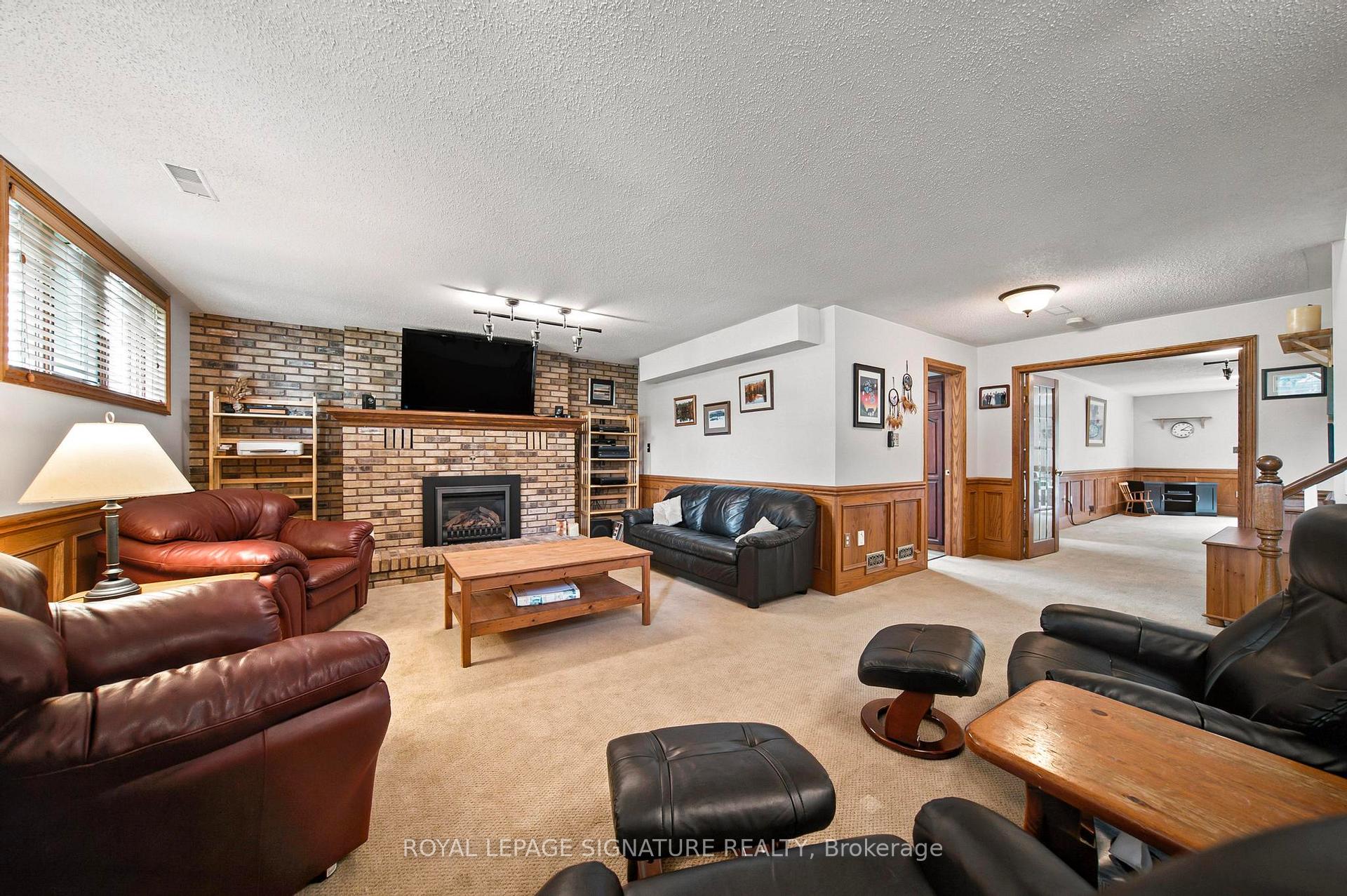 Photo 25 of 30 Andrew Street, Brant, South Dumfries — HOMEH