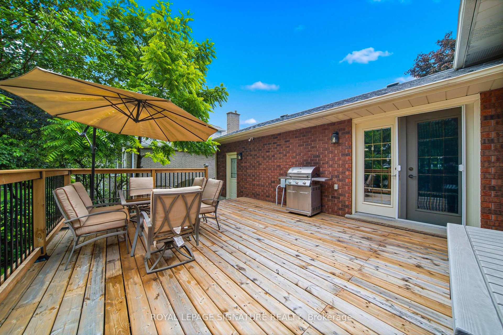 Photo 33 of 30 Andrew Street, Brant, South Dumfries — HOMEH