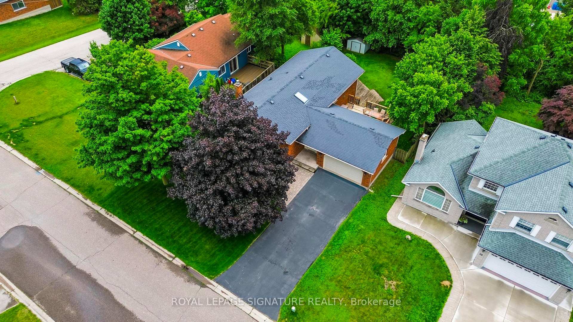 Photo 41 of 30 Andrew Street, Brant, South Dumfries — HOMEH
