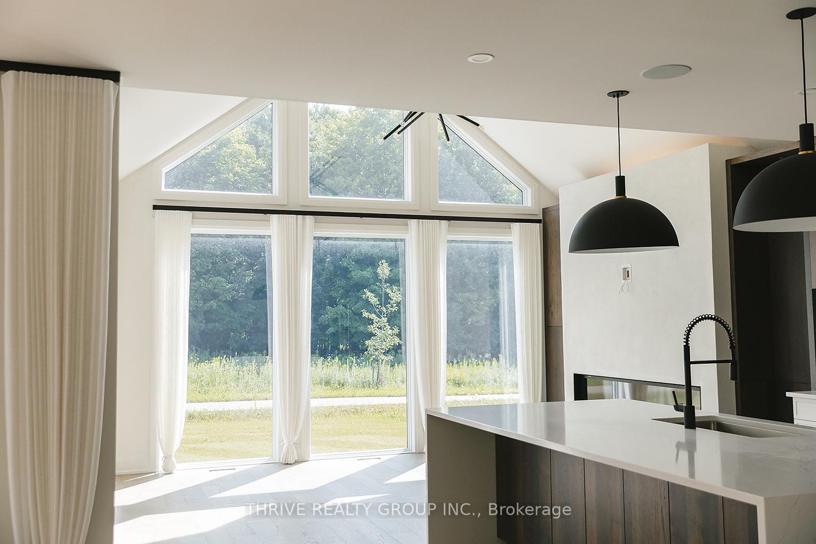 Photo 7 of 4079 Fallingbrook Road, London, South V — HOMEH