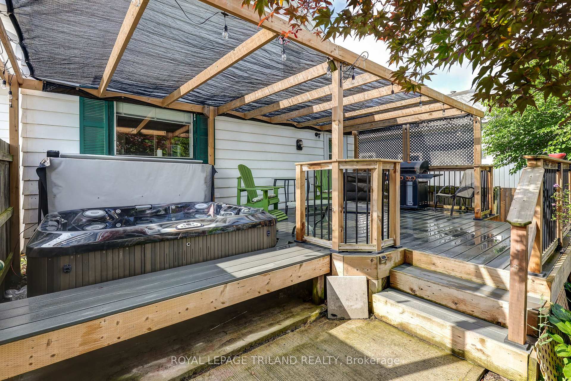 Photo 11 of 54 Barwick Street, St. Thomas — HOMEH