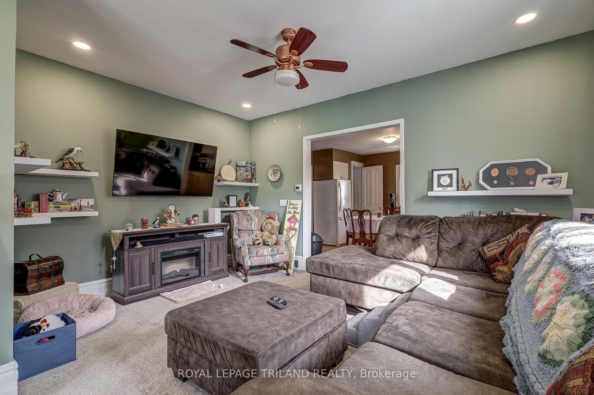 Photo 28 of 54 Barwick Street, St. Thomas — HOMEH