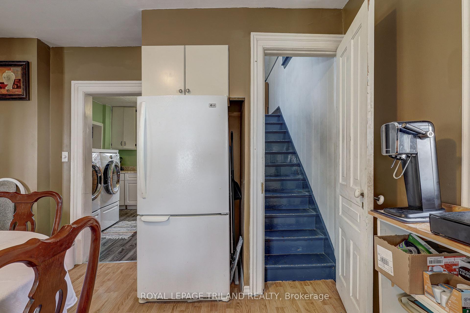 Photo 37 of 54 Barwick Street, St. Thomas — HOMEH