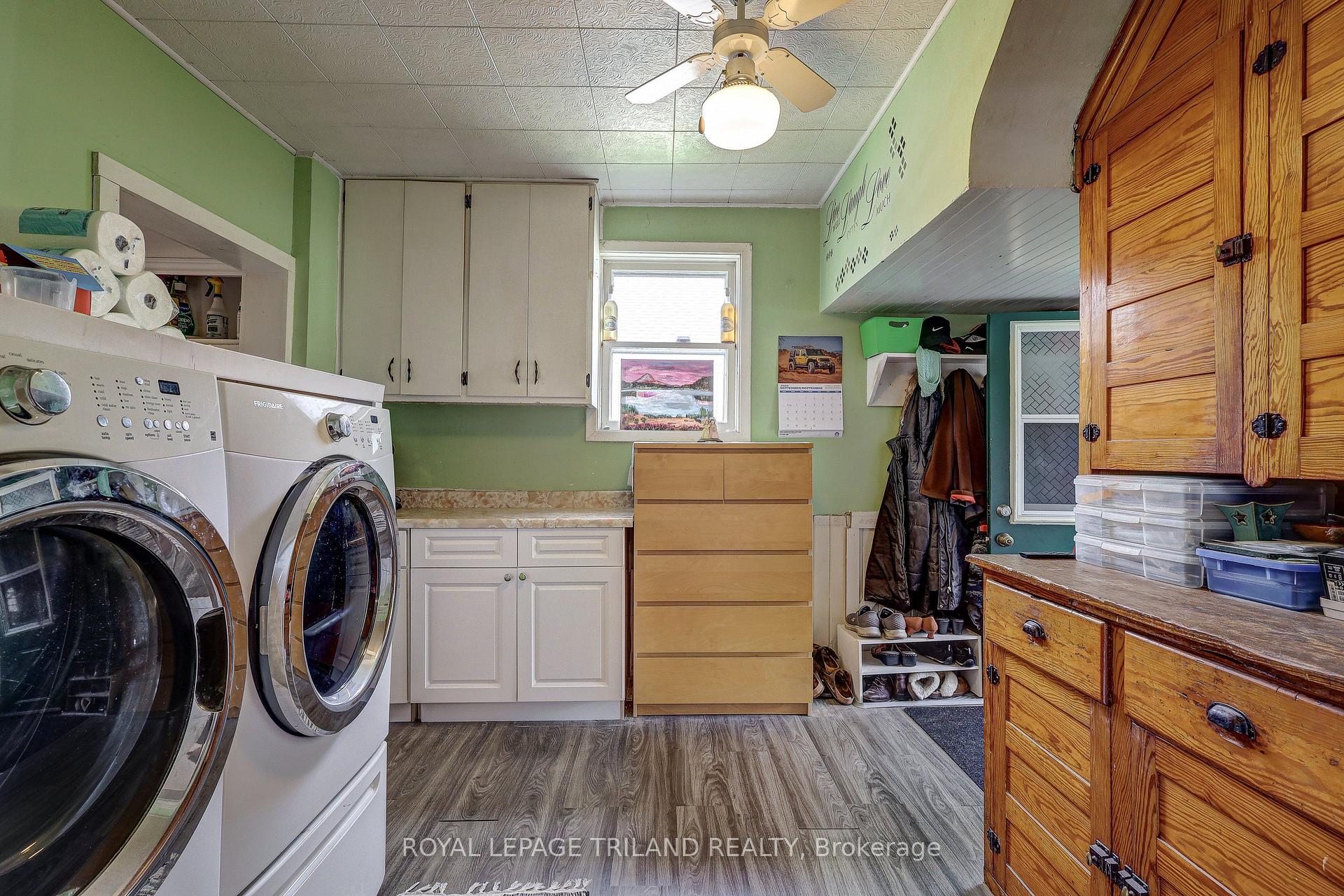 Photo 38 of 54 Barwick Street, St. Thomas — HOMEH