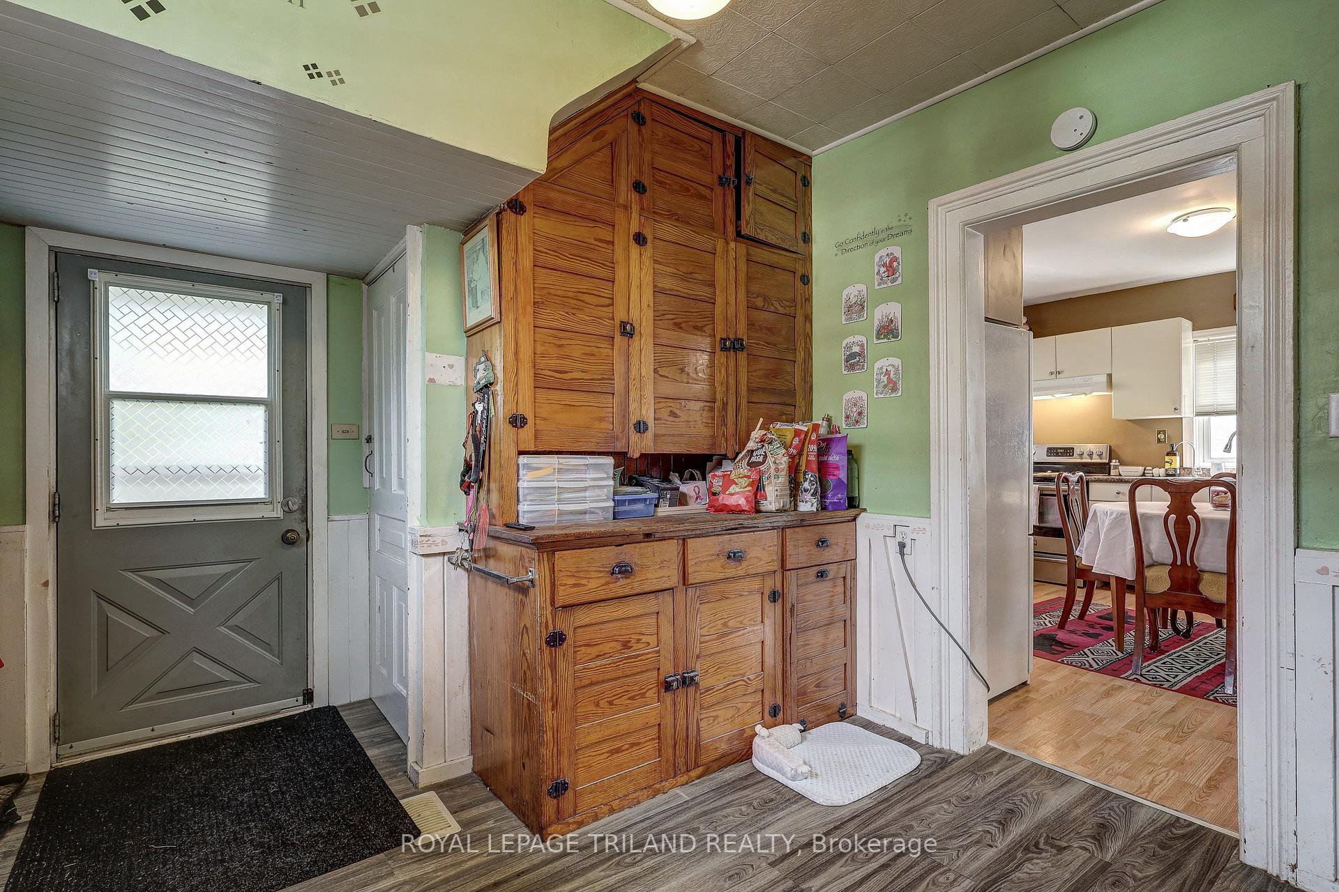 Photo 40 of 54 Barwick Street, St. Thomas — HOMEH