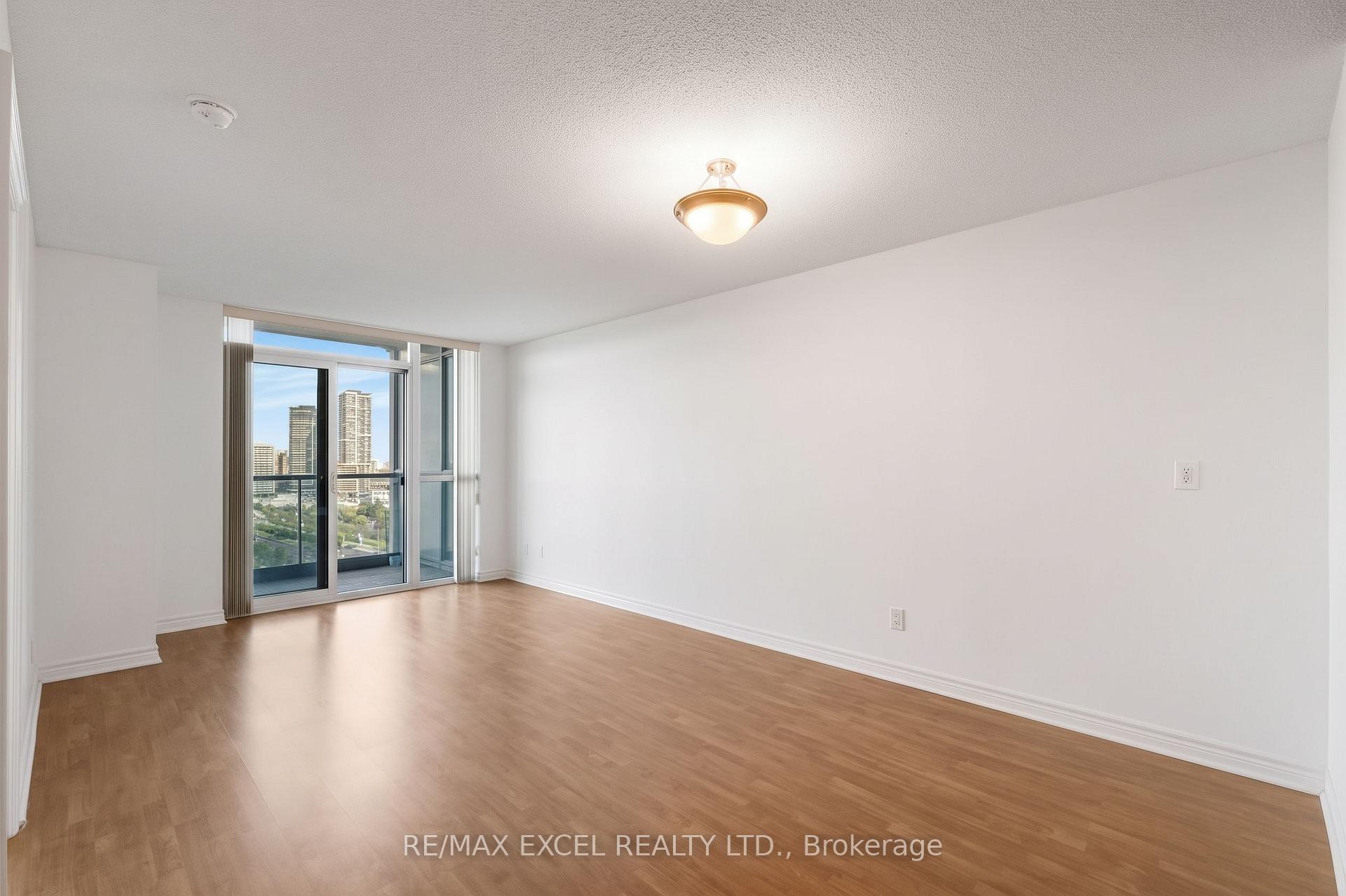 Photo 12 of Unit 1627, 33 Cox Boulevard, Markham, Unionville — HOMEH