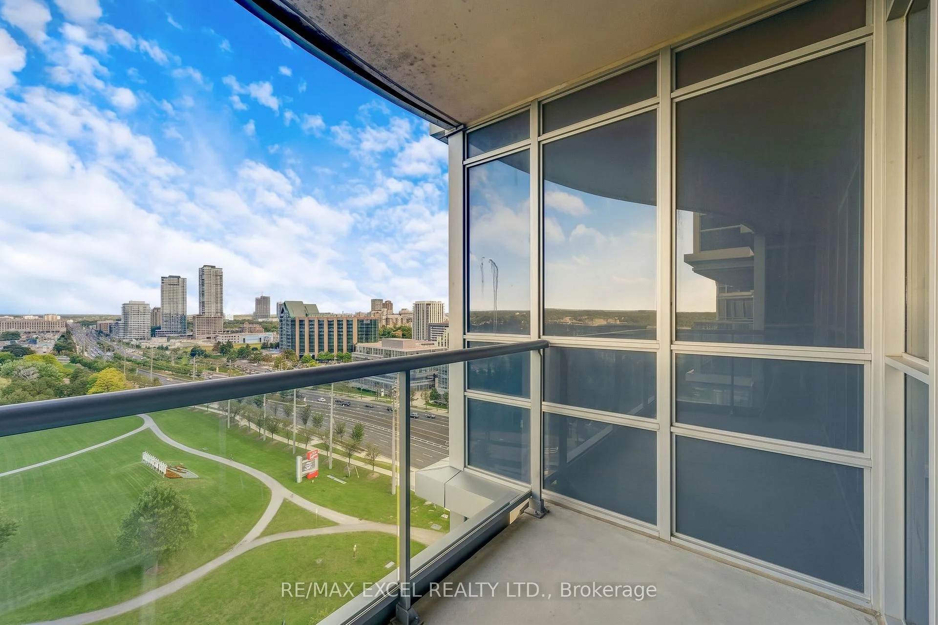Photo 41 of Unit 1627, 33 Cox Boulevard, Markham, Unionville — HOMEH