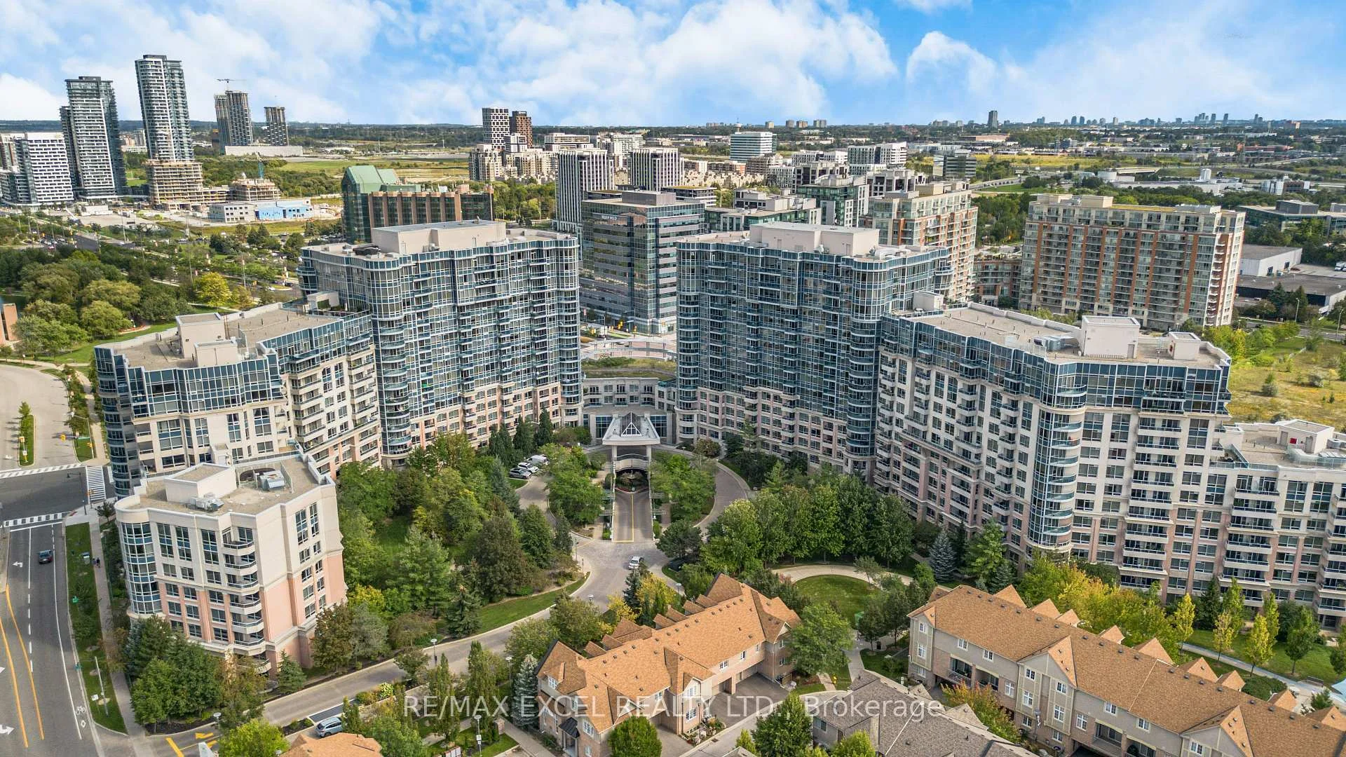 Photo 53 of Unit 1627, 33 Cox Boulevard, Markham, Unionville — HOMEH