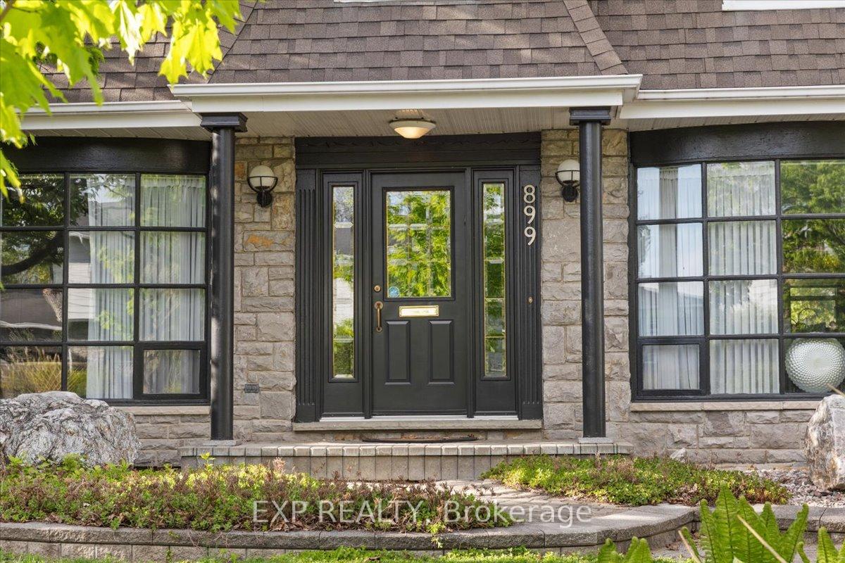 Photo 3 of 899 Dresden Crescent, Ottawa, Whitehaven — HOMEH