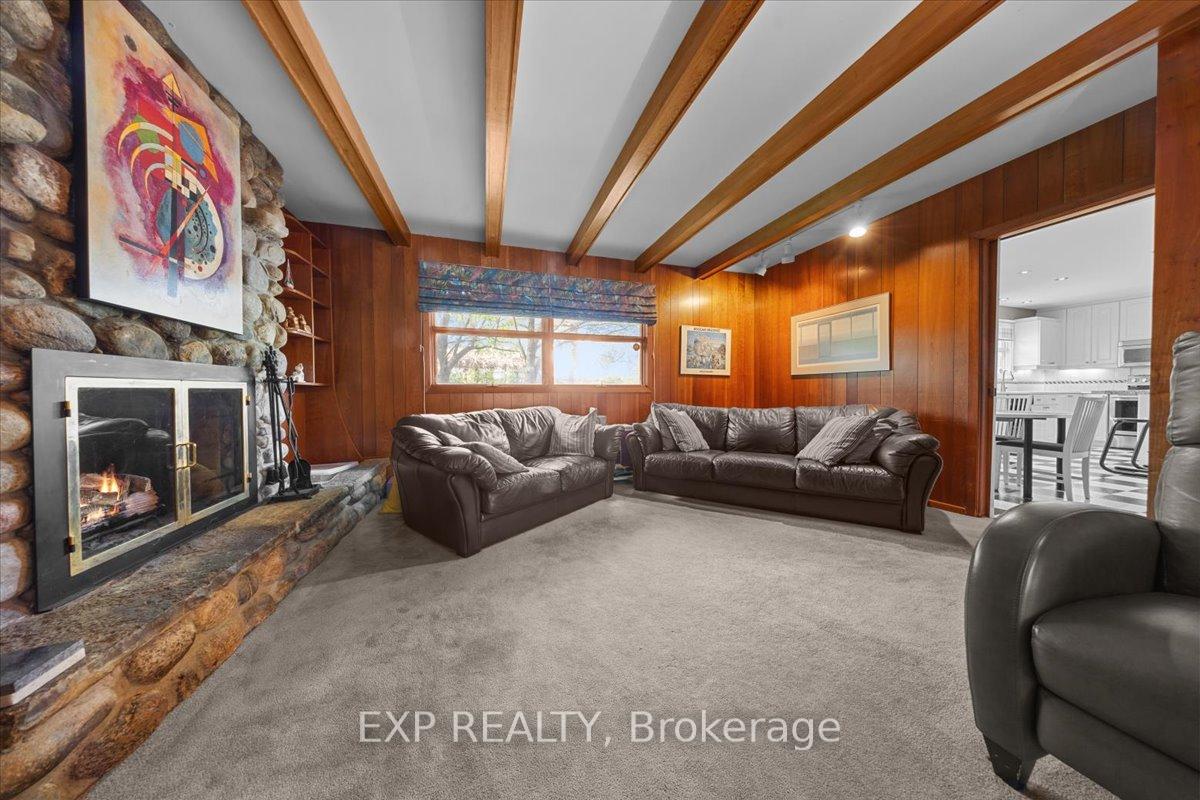 Photo 9 of 899 Dresden Crescent, Ottawa, Whitehaven — HOMEH