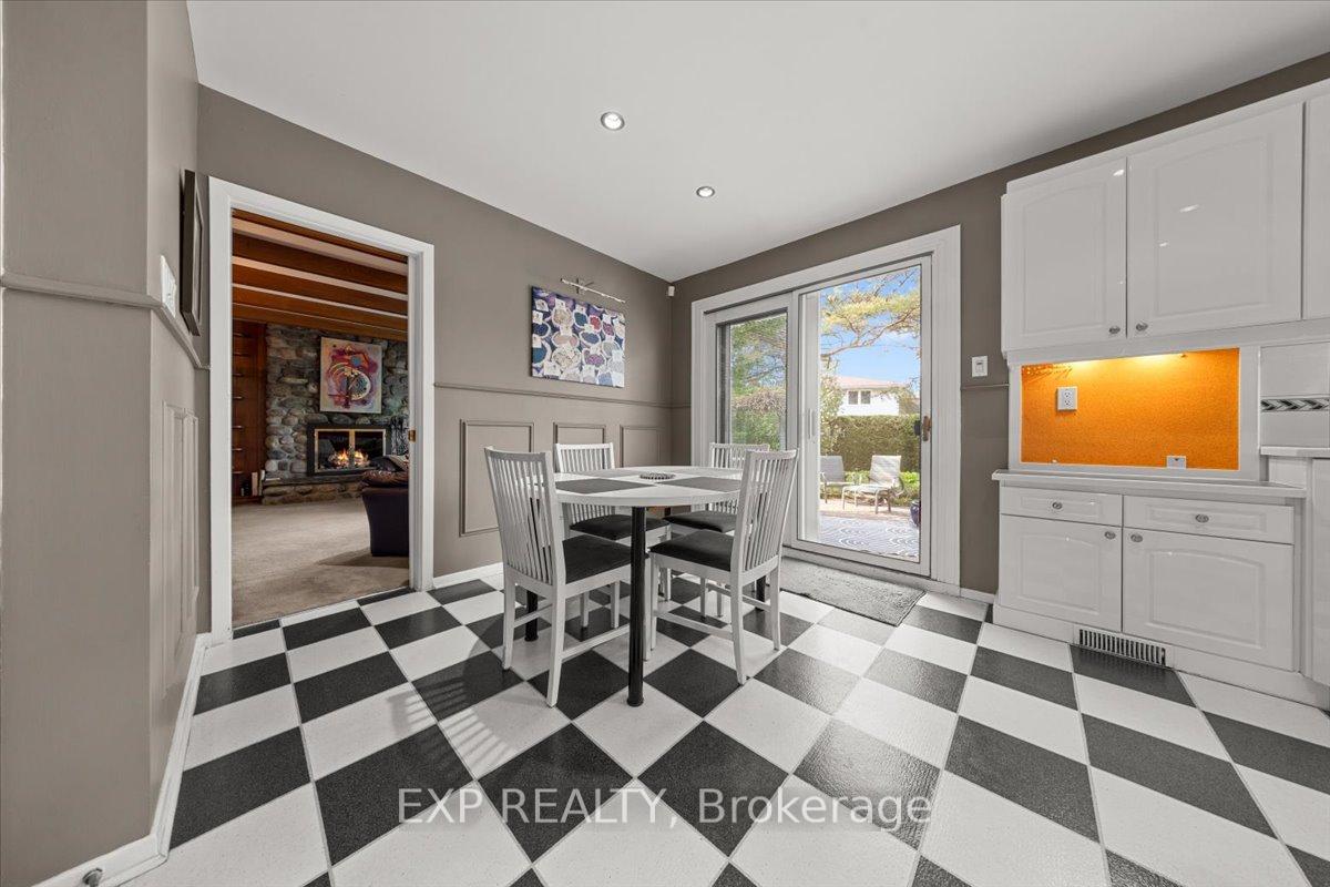 Photo 14 of 899 Dresden Crescent, Ottawa, Whitehaven — HOMEH